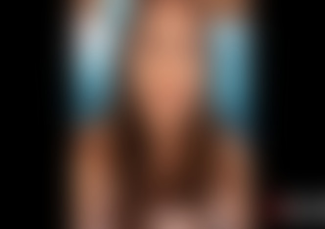 071_She_interrupts_him_gaming_and_gets_punished