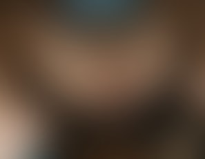 105_We_stop_to_fuck_at_an_iconic_drive-through_bar-motel_in_Buenos_Aires